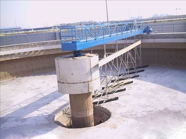 ZBGD型單臂周邊傳動刮泥機(jī)
